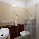krevet i doručak Okruk-10 Meters Away From The