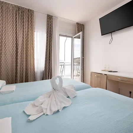 Villa Okruk - Beachside & Self Check-In 3* Okrug Gornji