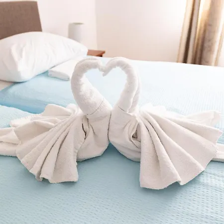 Villa Okruk - Beachside & Self Check-In 3* Okrug Gornji