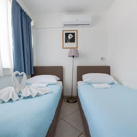 Okruk-10 Meters Away From The Bed and Breakfast