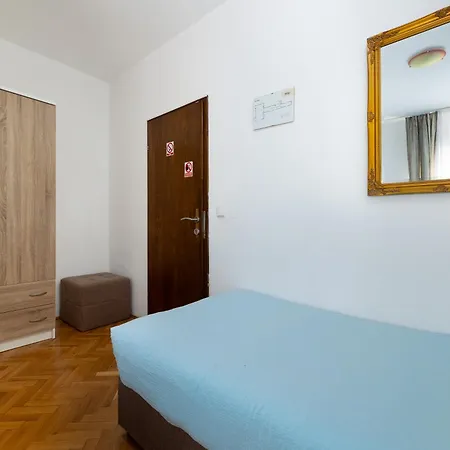Villa Okruk - Beachside & Self Check-In 3* Okrug Gornji