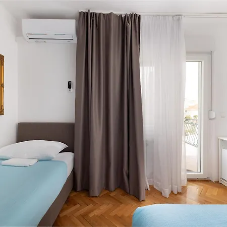 Villa Okruk - Beachside & Self Check-In
