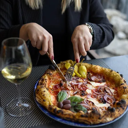 Bed and Breakfast Okruk-10 Meters Away From The 3*