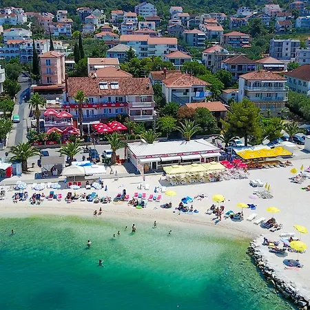 Villa Okruk - Beachside & Self Check-In